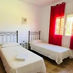 Casa Con Piscina Privada Urbanizacion Roche Viejo *