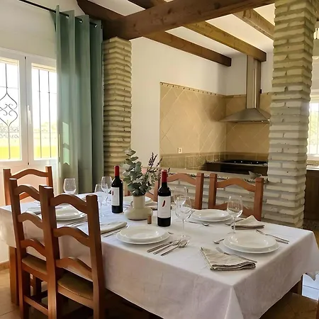 Casa Con Piscina Privada Urbanizacion Roche Viejo *