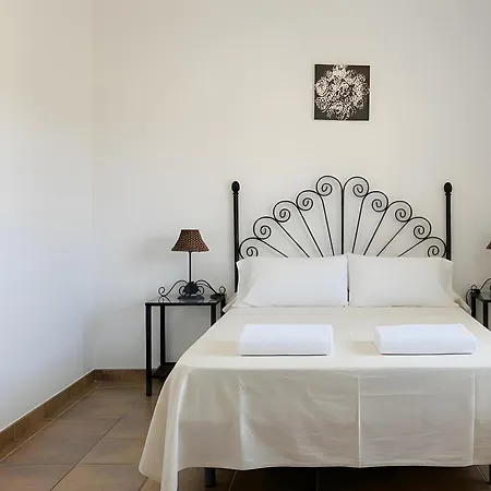 Casa Con Piscina Privada Urbanizacion Roche Viejo *