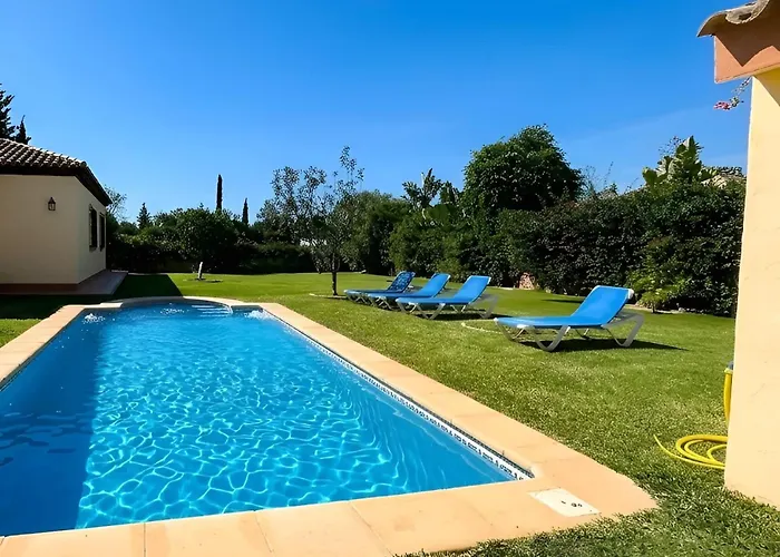Nyaraló Casa Con Piscina Privada Urbanizacion Roche Viejo *