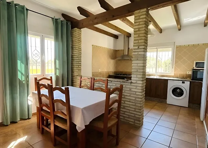 Nyaraló Casa Con Piscina Privada Urbanizacion Roche Viejo